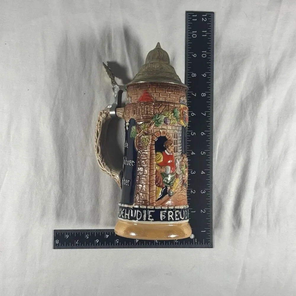 W. Gehmann German Beer Stein Pewter Lid Castle Scene Gute Zeitvertreiber